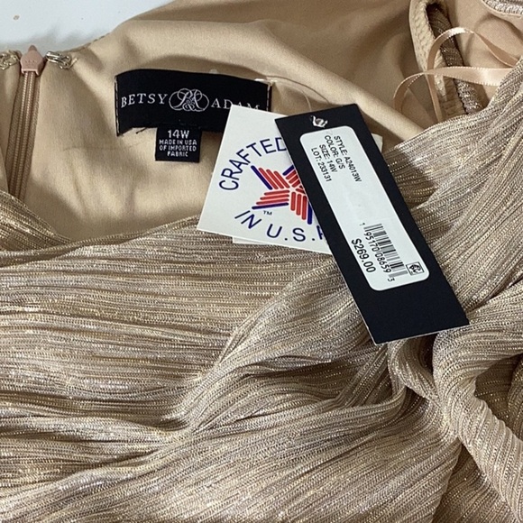 PLUS "CELINE" BOAT NECK CRINKLE GOWN - Picture 4 of 4